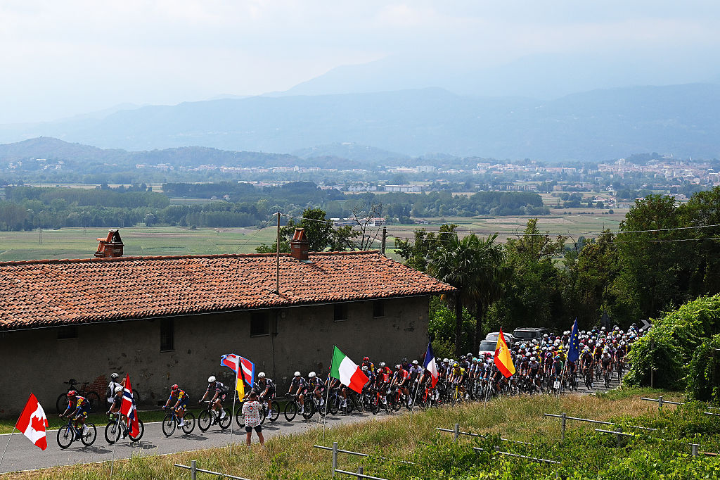 NOVARA, ITALY - AUGUST 23: A general view of the peloton competing during the La Vuelta - 80th Tour of Spain 2025, Stage 1 a 186.7km stage from Torino-Reggia di Venaria to Novara / #UCIWT / on August 23, 2025 in Novara, Italy.