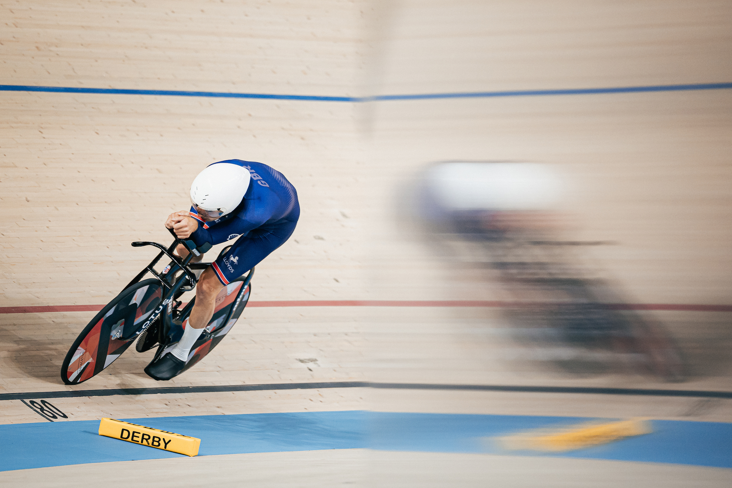 Charlie Tanfield attempting the World Hour Record